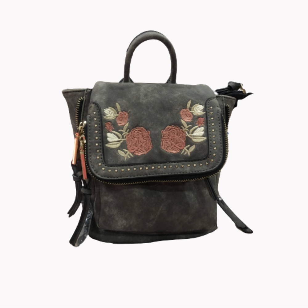 Fashion Nova Backpack mini